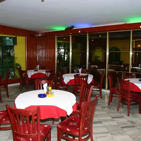 Szálloda Family Flora