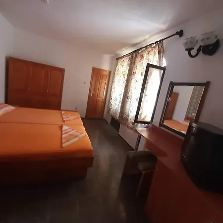 Szálloda Family Flora