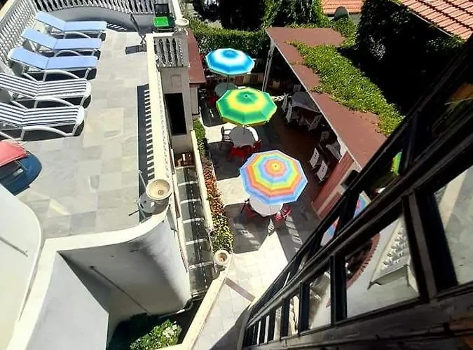 Szálloda Family Flora Neszebar