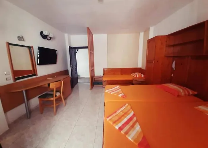 Family Flora Neszebar